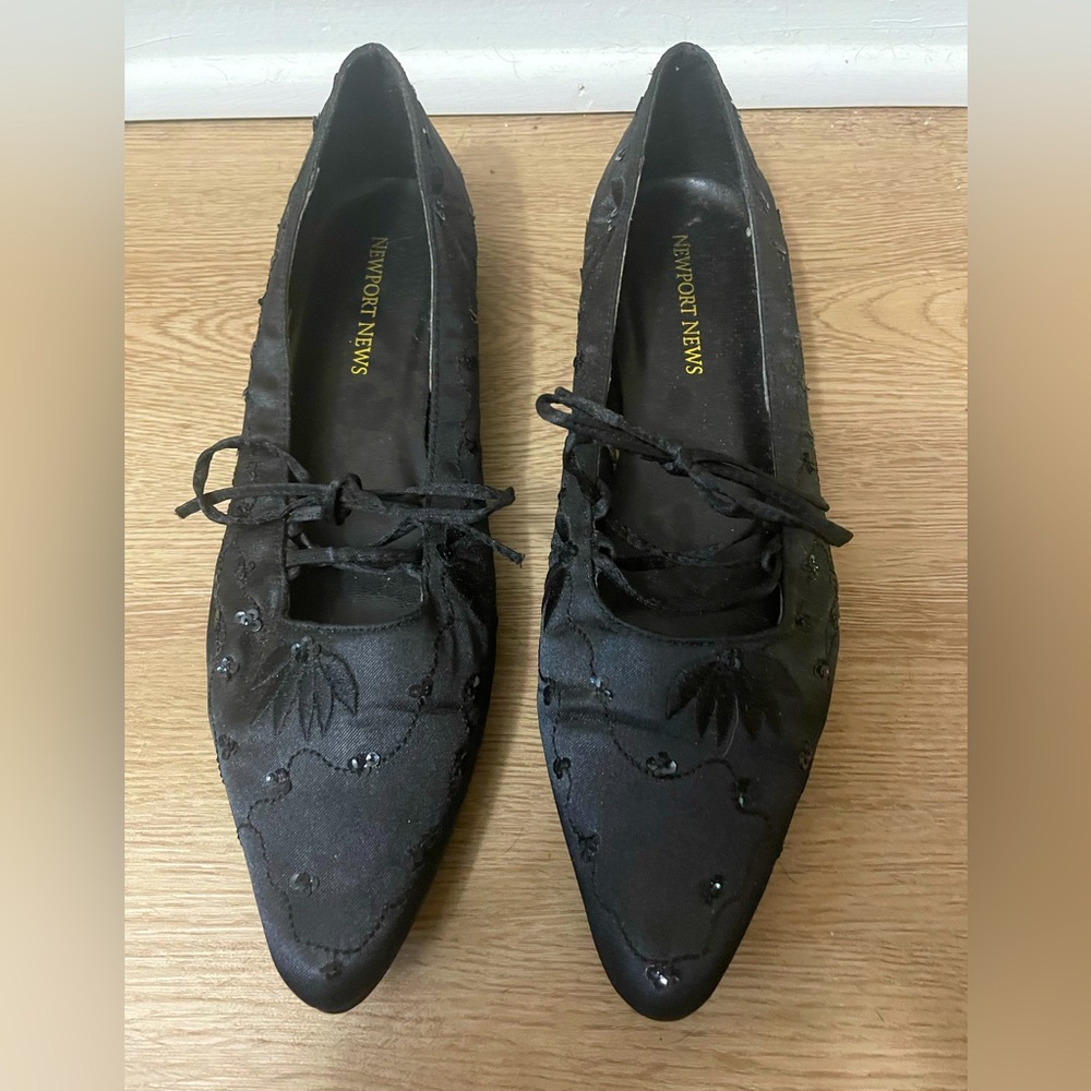 Newport News Black Embroidered Flats